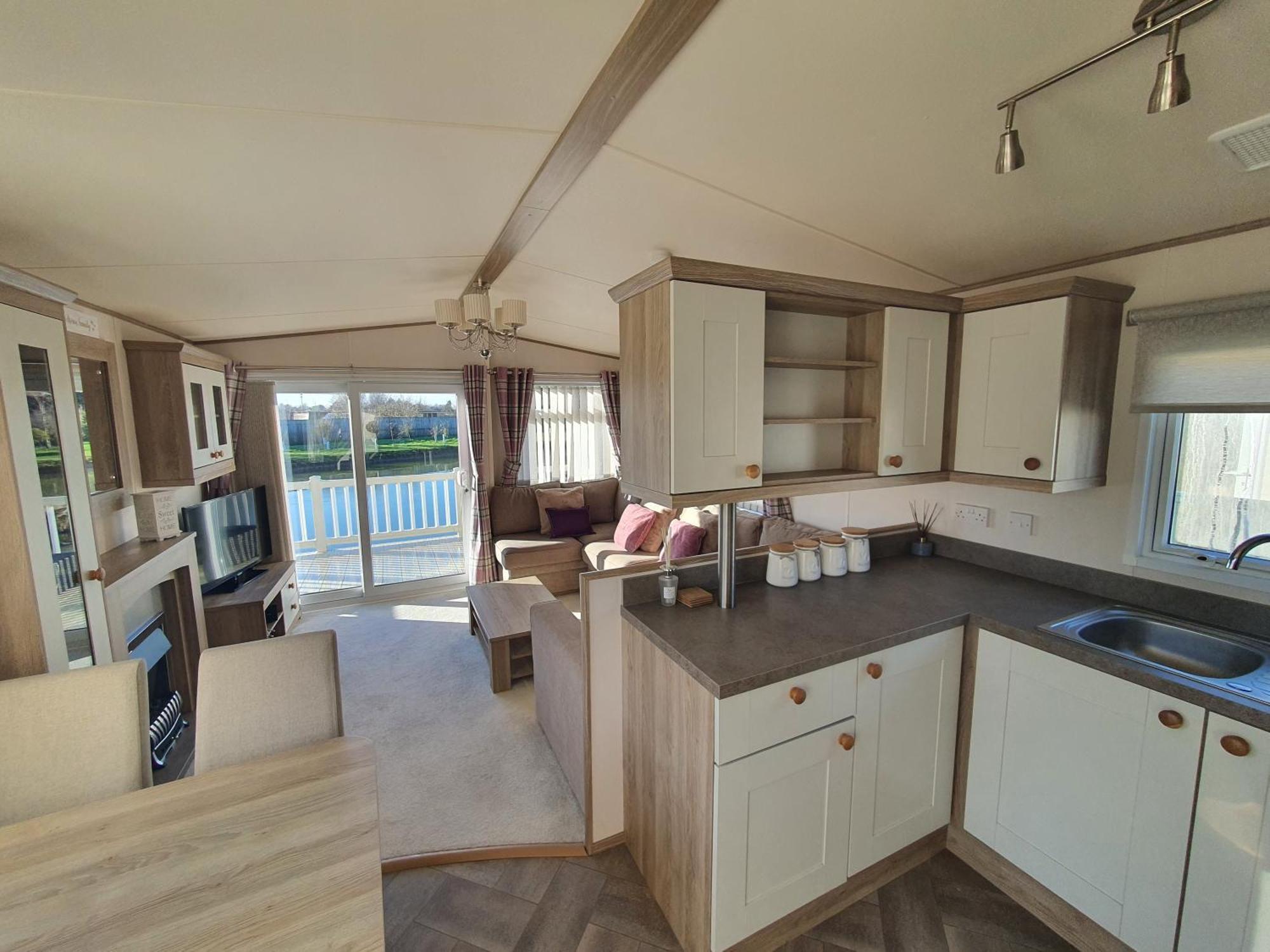 Cosy Caravans Meadow Lake Golden Palm Resort Chapel Saint Leonards Esterno foto