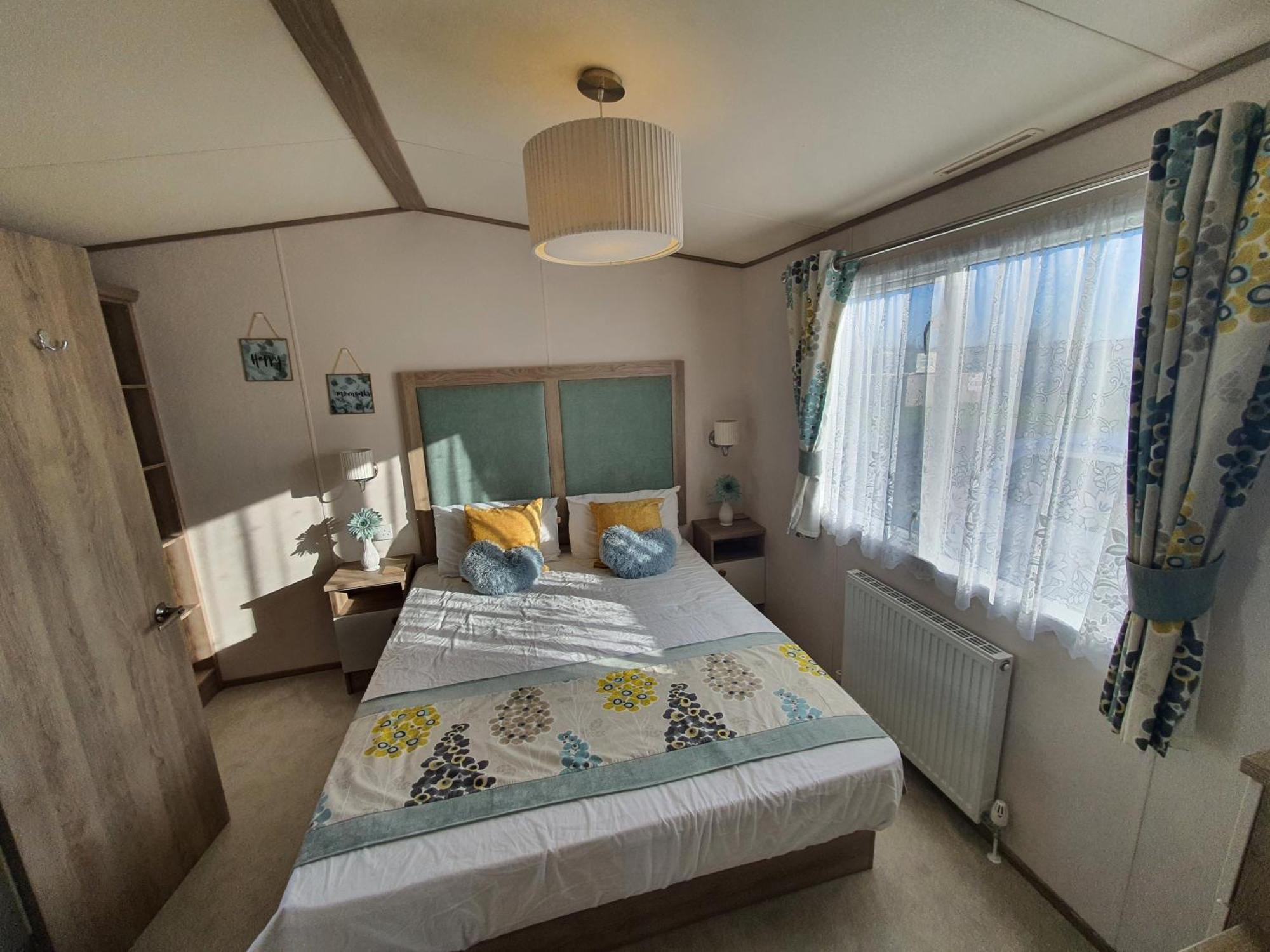Cosy Caravans Meadow Lake Golden Palm Resort Chapel Saint Leonards Esterno foto